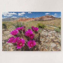 Quebra-cabeça Flores cor-de-rosa brilhantes no Red Rock Canyon, 