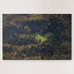 Quebra-cabeça Forma do coração em uma floresta em Slovenia