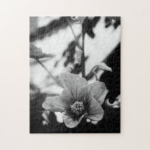 Quebra-cabeça Fotografia da Flor Preta e Branca