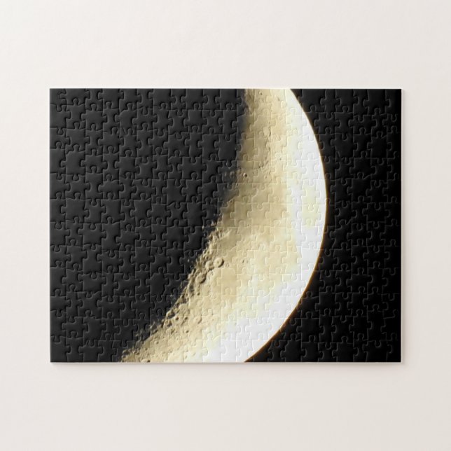 Quebra-cabeça Fotografia de perto das crateras da Lua (Horizontal)