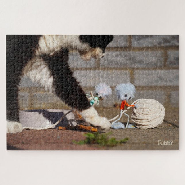 Quebra-cabeça Fubby spelend met hun vriend de poes. (Horizontal)