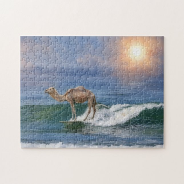 Quebra-cabeça Funny Surfing Camel on Ocean Wave Fun Puzzle (Horizontal)