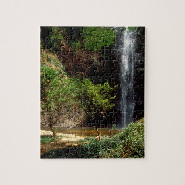 Quebra-cabeça Gana: Cachoeira Wli, também conhecida como Cachoei (Vertical)