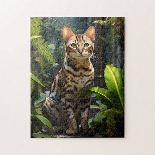 Quebra-cabeça Gato Bengala com Folhagem Verde.