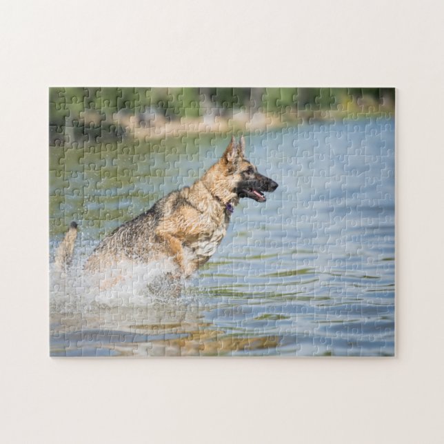 Quebra-cabeça German shepherd Passa Para A Água (Horizontal)