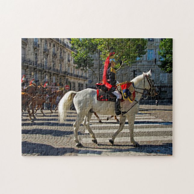 Quebra-cabeça Guardas de cavalos em Paris. (Horizontal)
