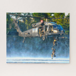Quebra-cabeça HAWK PRETO MH60M (16x20 POLEGADAS)