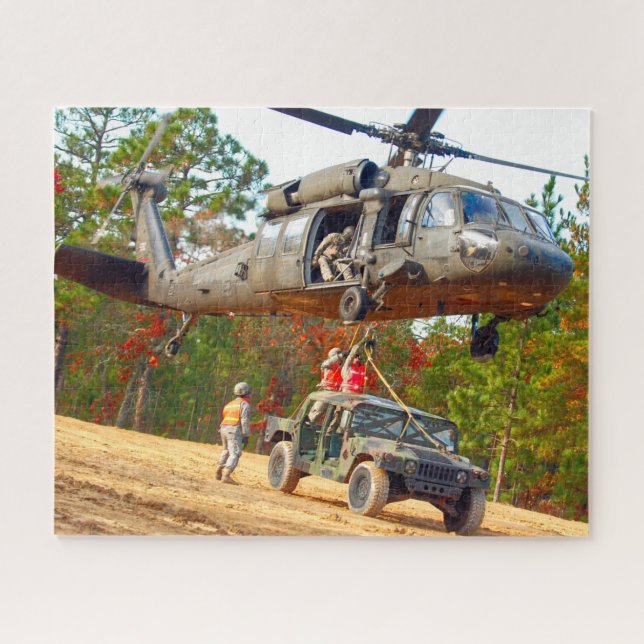 Quebra-cabeça HAWK PRETO UH-60M (16x20 POLEGADAS) (Horizontal)