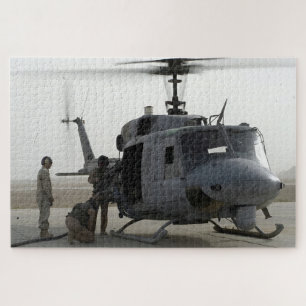 Quebra-cabeça Helicóptero UH-1N Huey do Corpo de Fuzileiros Nava