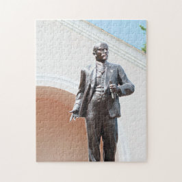 Quebra-cabeça História do Monumento da Era Soviética de Lenin