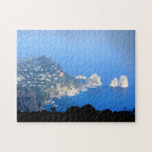 Quebra-cabeça i Faraglioni rocha Capri Island, South Italy