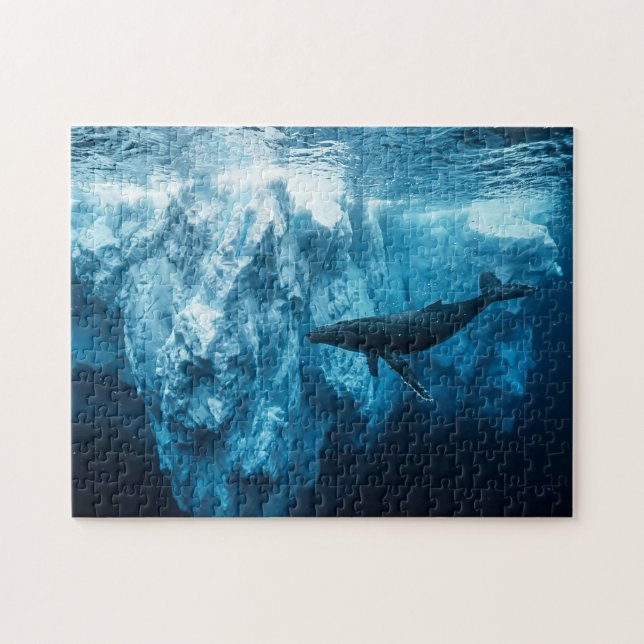 Quebra-cabeça Iceberg submarino e uma baleia-jubarte (Horizontal)