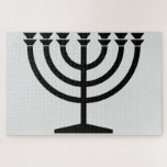 Quebra-cabeça Judeu Menorah (Símbolo do Judaísmo)<br><div class="desc">Esta design apresenta uma ilustração de uma menorah, usada pelas pessoas judaicas para celebrar o feriado de oito dias de Chanucá. A menorah é um candelabro com nove ramificações que é iluminado durante Chanucá. Oito dos nove ramos seguram luzes (velas ou lâmpadas de óleo) que simbolizam as oito noites do...</div>