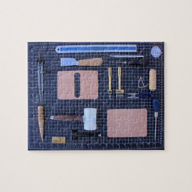 Quebra-cabeça Kit de ferramentas de trabalhadores de couro - 8x1 (Horizontal)