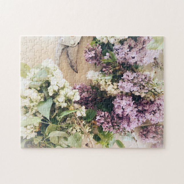 Quebra-cabeça Lilases brancas e roxas com podadoras (Horizontal)