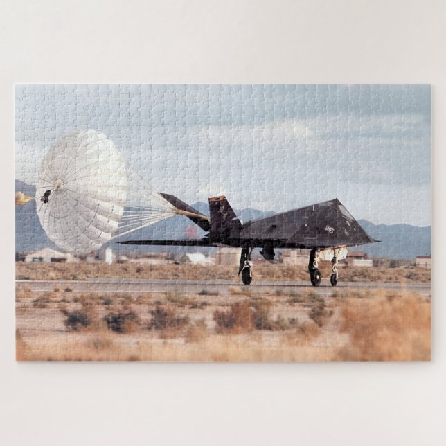 Quebra-cabeça Lockheed F-117A Nighthawk – Caça Stealth (Horizontal)