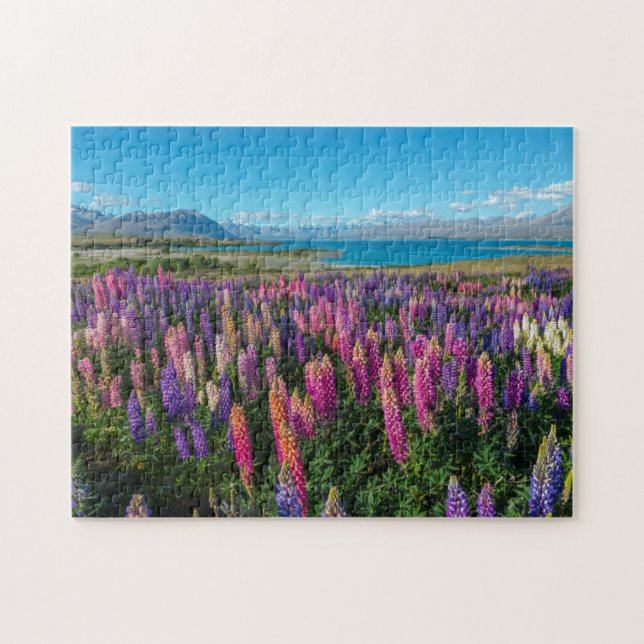 Quebra-cabeça Lupines de Russle no lago Tekapo | Nova Zelândia (Horizontal)