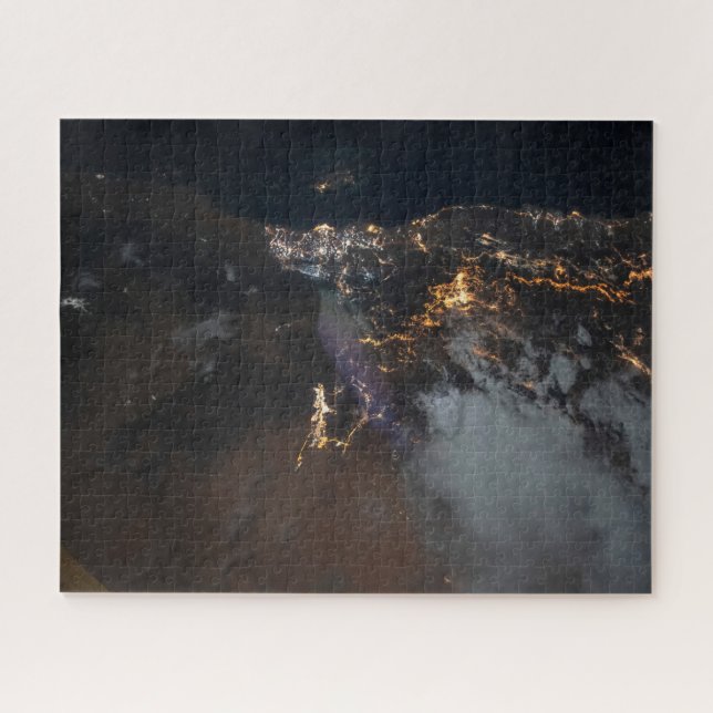 Quebra-cabeça Luzes Da Cidade De Jazan E Seus Subúrbios (Horizontal)