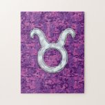 Quebra-cabeça Mãe de Pearl Taurus Zodiac Sinal na Camo Digital<br><div class="desc">Uma mãe do estilo pérola Taurus assina um vibrante fundo de impressão de camuflagem digital rosa-rosa fuchsia. Um design moderno urbano para uma ideia personalizada de presente de excelente. Use o link "Perguntar a este Designer" para entrar em contato conosco com suas solicitações especiais de design ou para obter assistência...</div>
