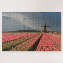 Quebra-cabeça Moinho de vento com as tulipas cor-de-rosa no