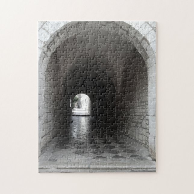 Quebra-cabeça Monocromático, preto e branco, antiga porta Croáci (Vertical)