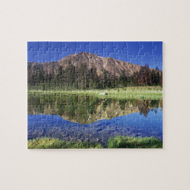 Quebra-cabeça Montanhas Sawtooth refletidas em Fourth of July (Horizontal)