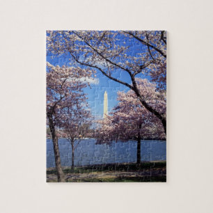 Quebra-cabeça Monumento de Washington através das flores de
