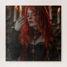 Mulher Gótica de Cabelo Vermelho