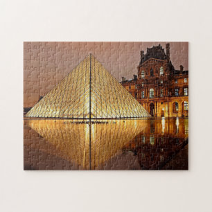 Quebra-cabeça Museu de Paris da pirâmide do Louvre