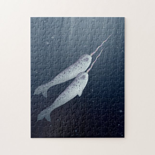 Quebra-cabeça Narwhals bonito que nada junto debaixo d'água (Vertical)