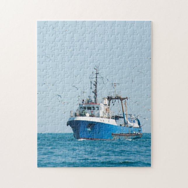 Quebra-cabeça Navio de pesca volta ao porto (Vertical)