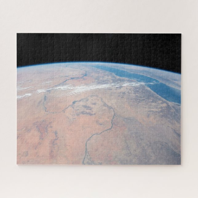 Quebra-cabeça Nile River Winding Para Baixo Ao Lado Do Mar Verme (Horizontal)