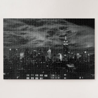 Quebra-cabeça Nuvens Eetéreas: NYC Skyline, Emp Rua Bldg BW