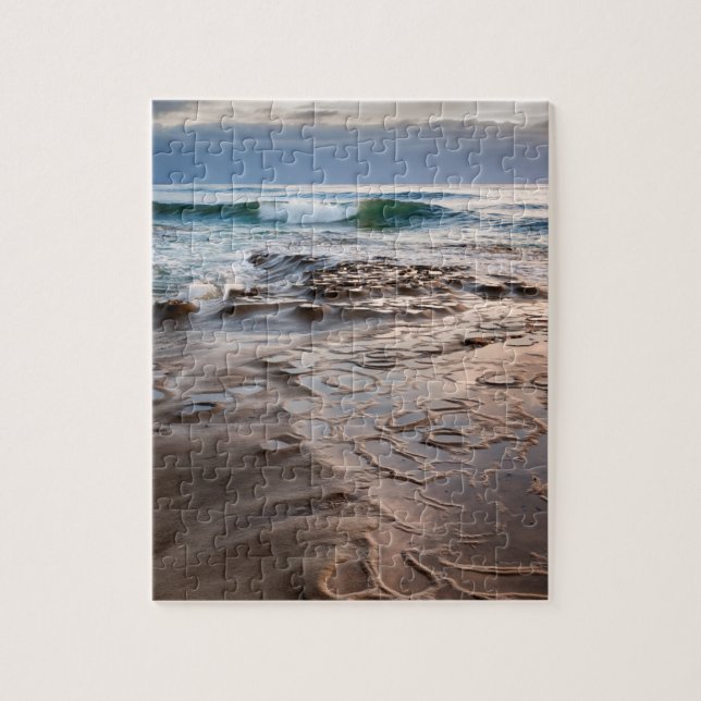 Quebra-cabeça Onda quebrando na praia, Califórnia (Vertical)
