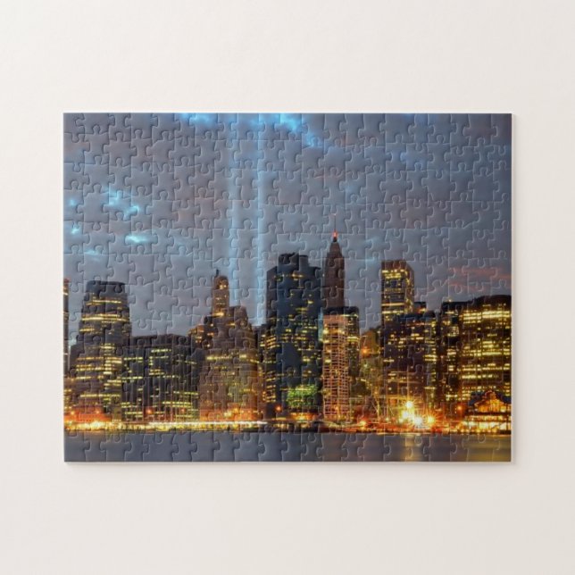 Quebra-cabeça Opinião da skyline da cidade na noite (Horizontal)