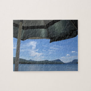 Quebra-cabeça Opinião do lago sob o guarda-chuva