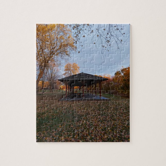 Quebra-cabeça Pagoda do Canadá no outono (Vertical)