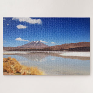 Quebra-cabeça Paisagem de Altiplano com o vulcão em Bolívia