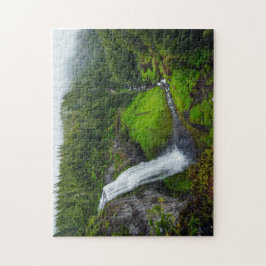 Quebra-cabeça Paisagem verde em cascata