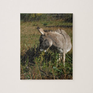 Quebra-cabeça Pequena cinza Donkey w / flores silvestres