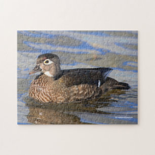 Quebra-cabeça Perfil de um Pato Lindo de Madeira na Água