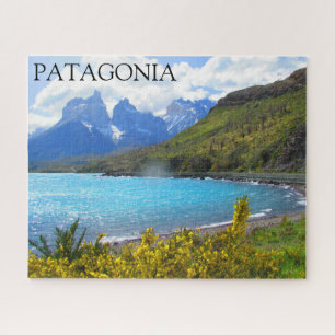 Quebra-cabeça picos do lago de Patagonia