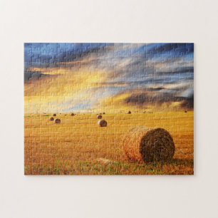Quebra-cabeça Por do sol dourado sobre o campo de fazenda