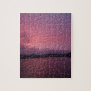 Quebra-cabeça pôr do sol roxo no lago de Arrohead