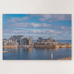 Quebra-cabeça Porto de Sliema e arranha-céus em Malta