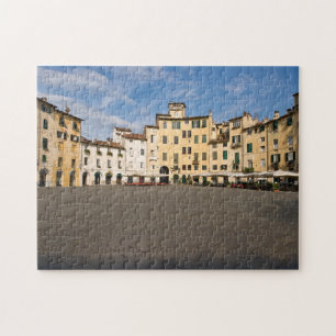 Quebra-cabeça Praça Piazza Anfiteatro em Lucca - Toscana, Itál