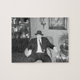 Quebra-cabeça preto e branco da máfia