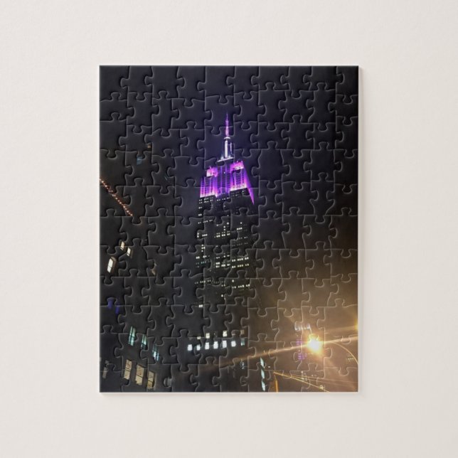 Quebra-cabeça Purple Empire State Building NYC Nova Iorque (Vertical)