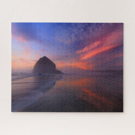 Quebra-cabeça Reflexão Sunset sobre Haystack Rock em Cannon Beac