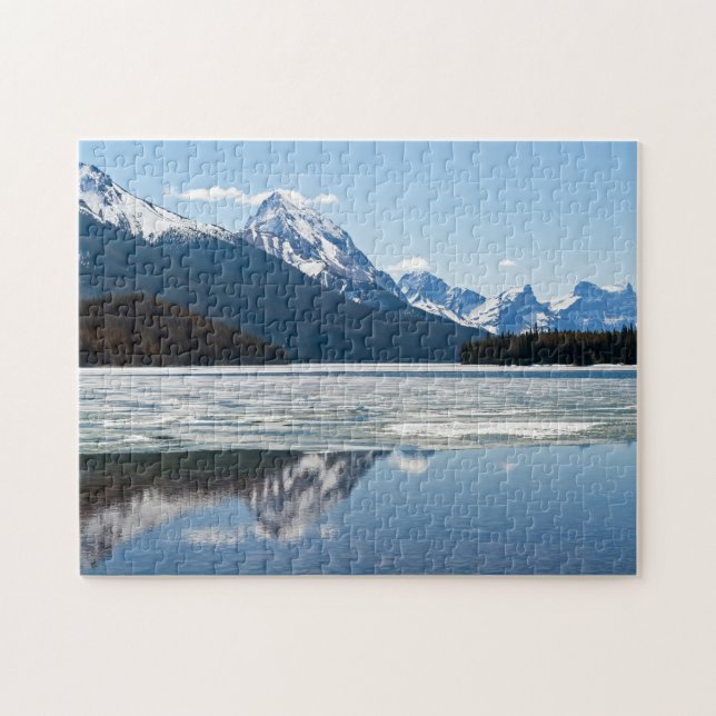 Quebra-cabeça Reflexo das montanhas rochosas no lago Maligne (Horizontal)